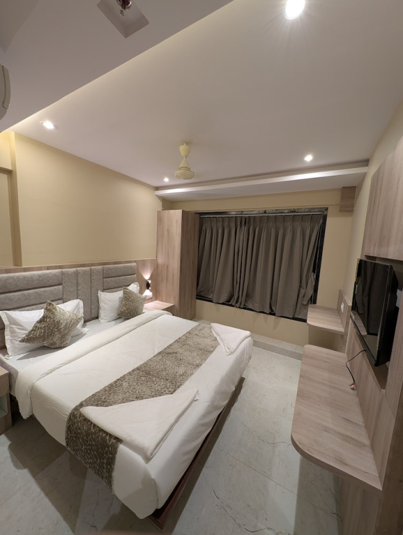 Hotel Kurla Suites