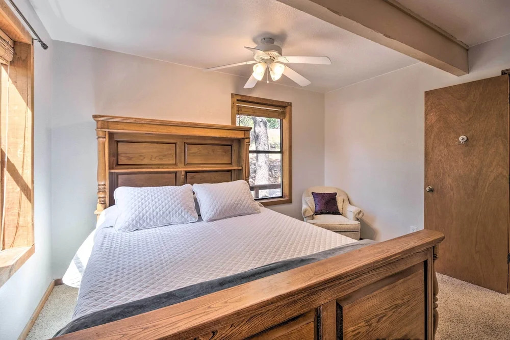 Alto Home w/ Deck & Views ~ 15 Mi to Ski Apache!