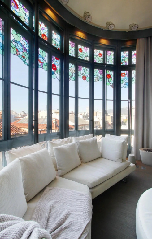El Palauet Modernist Suites Barcelona