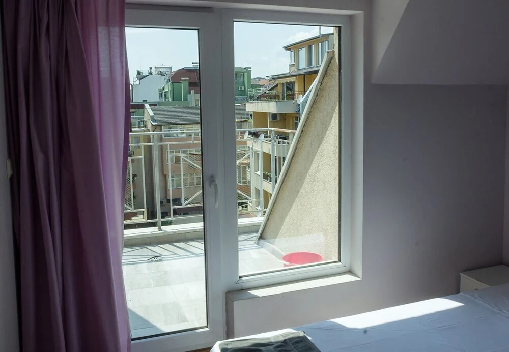 FM Premium 1-BDR Apartment with Parking Spot