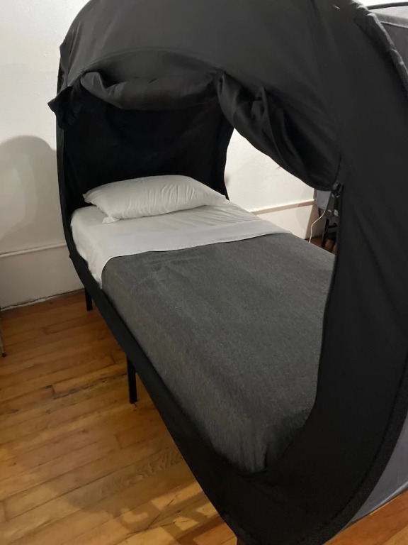 LA Garden Hostel