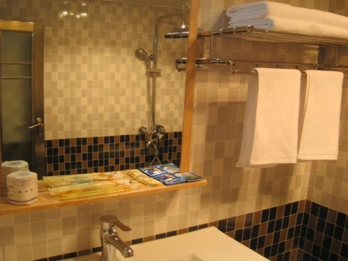 Chun Tian Hui Gu Holiday Hotel