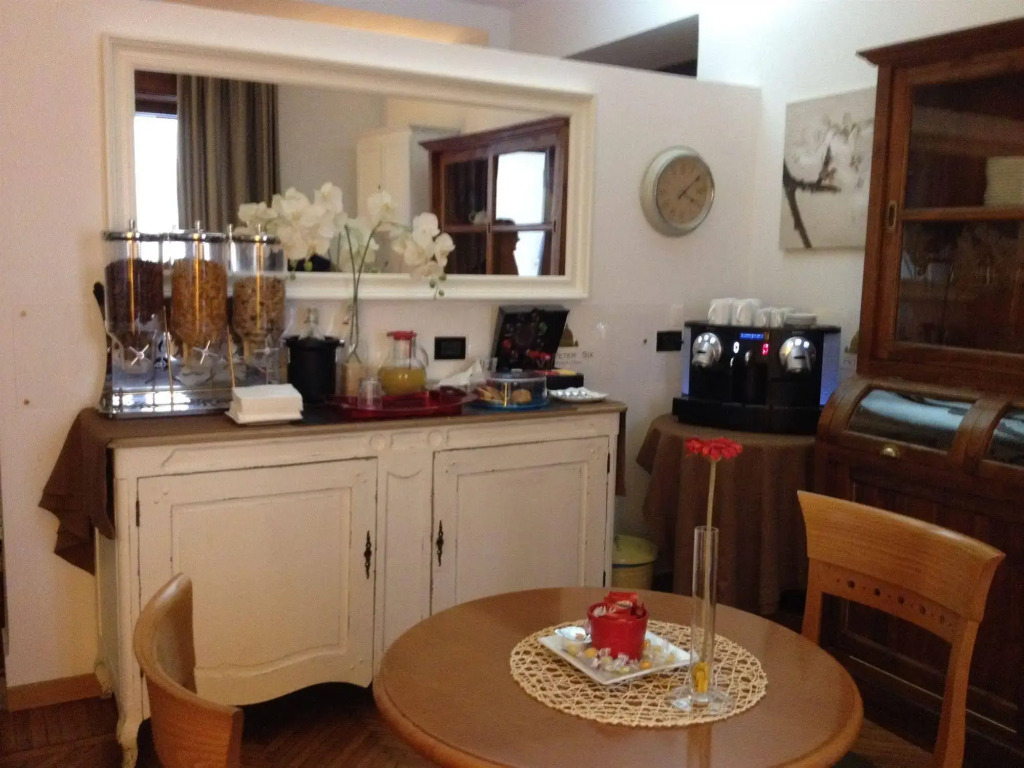 St. Peter Six Rooms & Suites