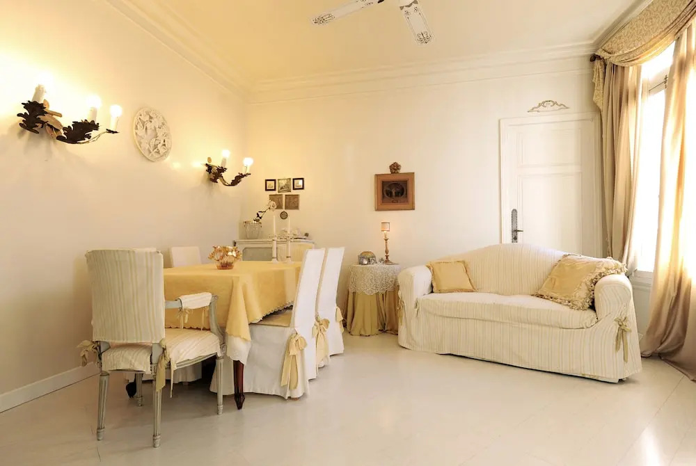 Imperial Negresco - 5 Stars Holiday House