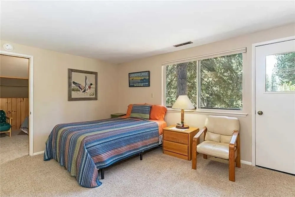 Beautiful 5 Multi Family Home 4 Br home by RedAwning