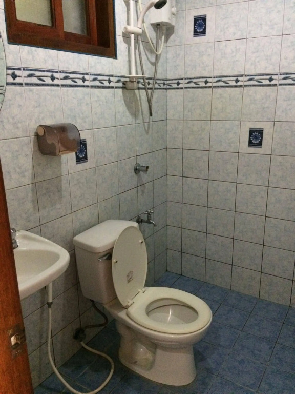 Rovic'S Tourist Hotel