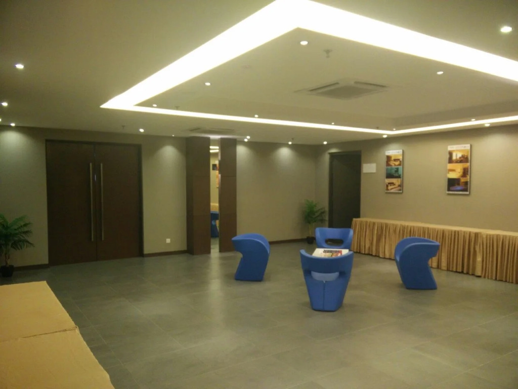 The Leverage Business hotel