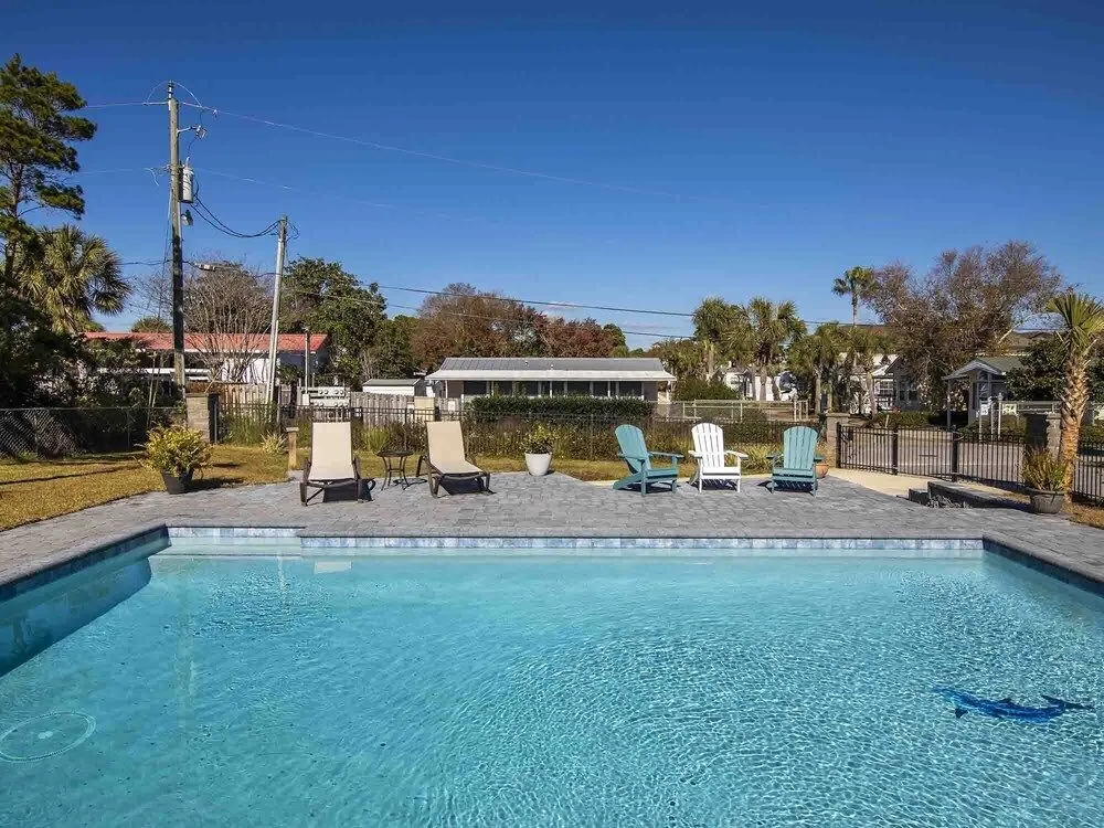 Suzwinks Beach House