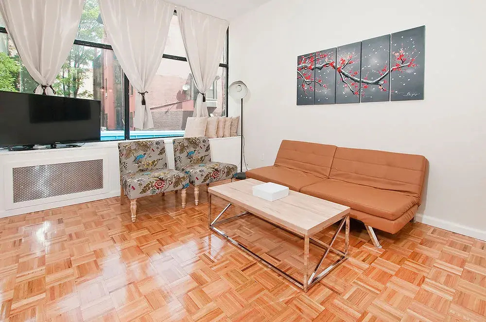 2-THE VERY BEST LOCATION ON 28 St AND LEX