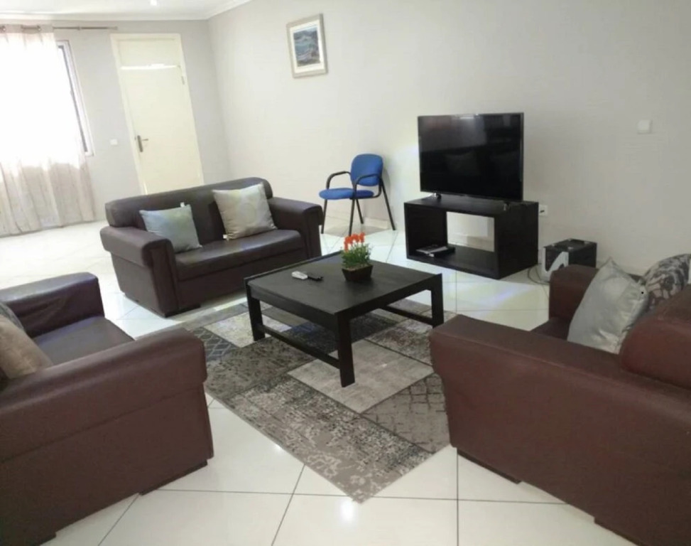 Comfort Hotel & Apartments