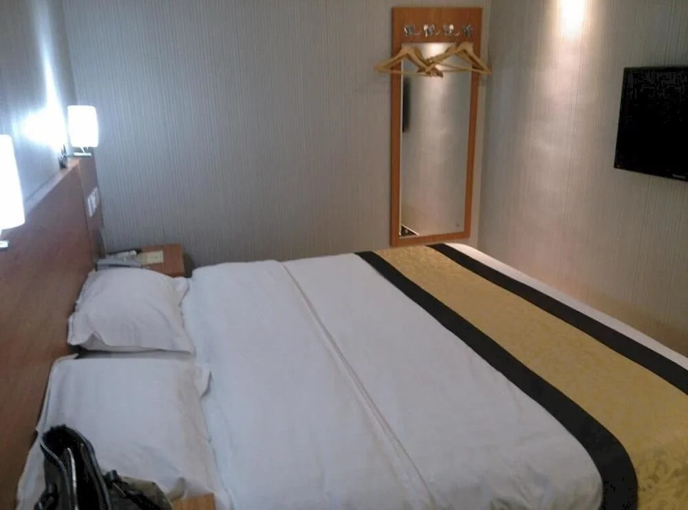 Sanmu Fashion Hotel