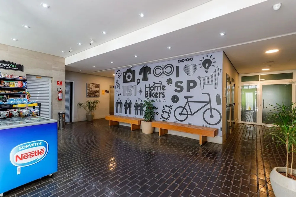Studio c Piscina e Academia a 600m do Metr