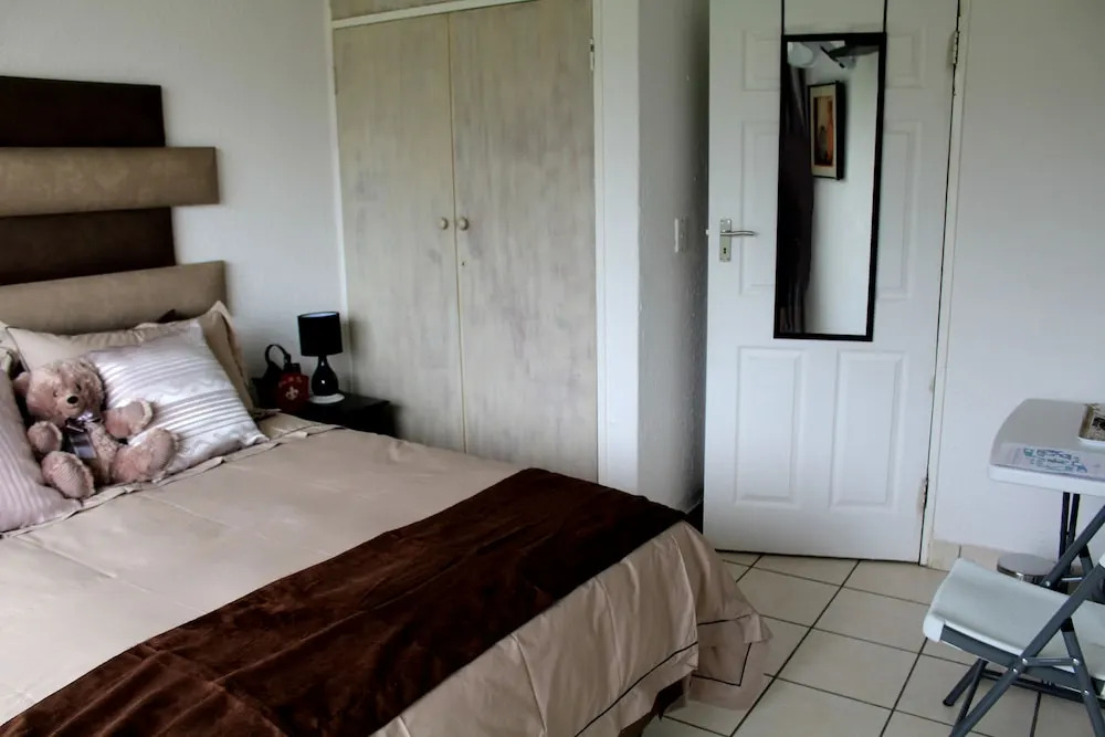 2 Op Terblanche Guesthouse