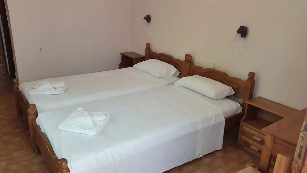 Stelios Rooms