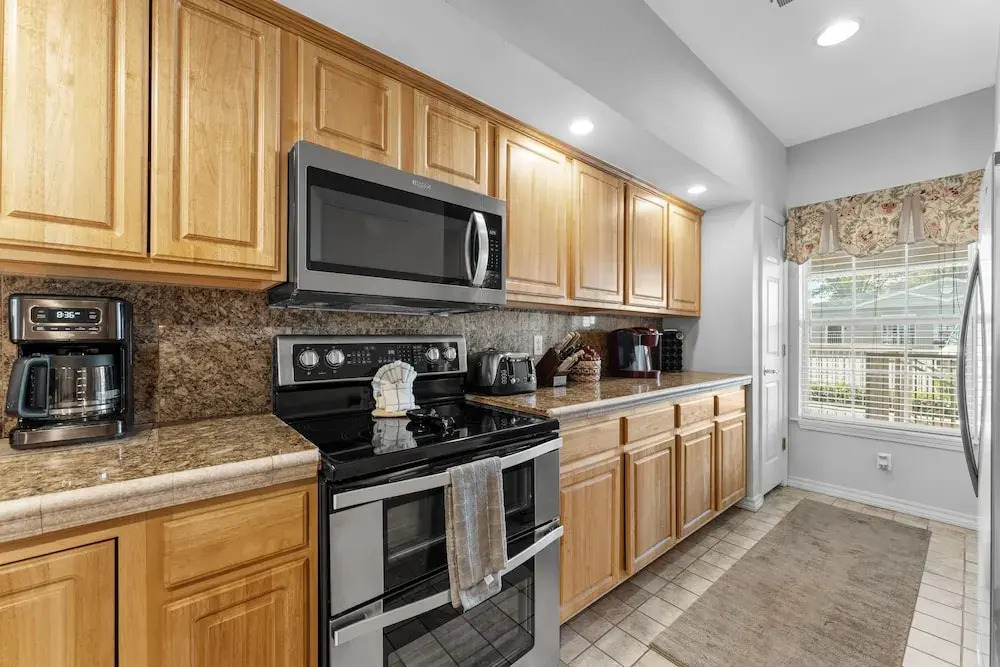 Green Mountain Grand 4 Bedroom Condo by RedAwning