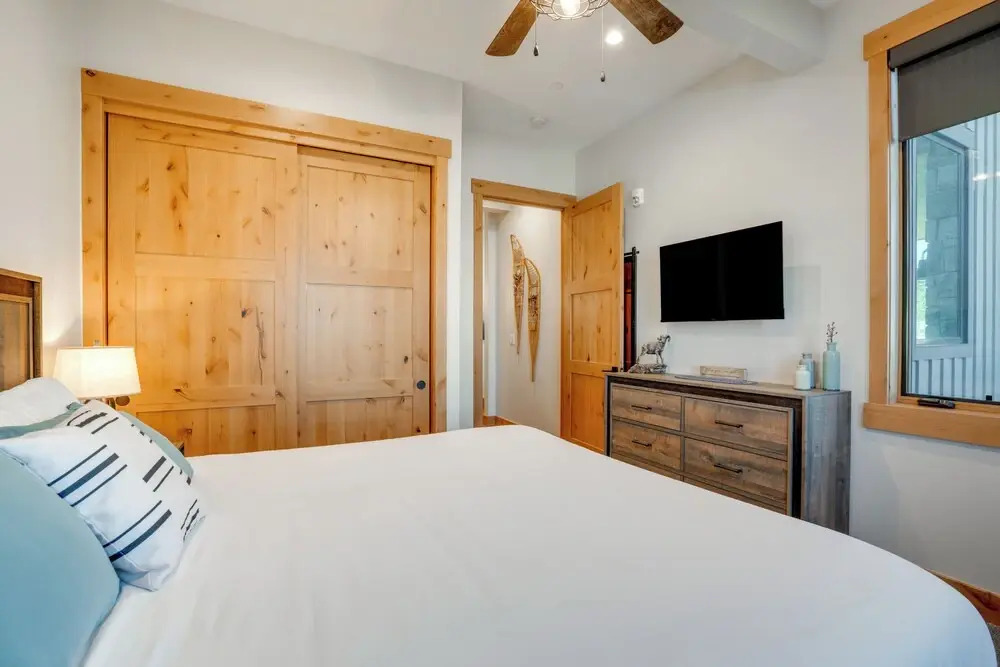Fraser Adventure Base! Condo Near Hiking & River