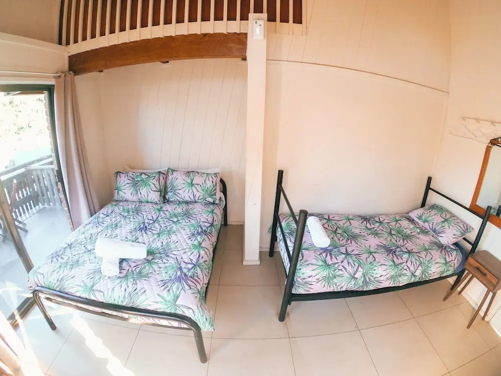 Aquarius Backpackers Resort