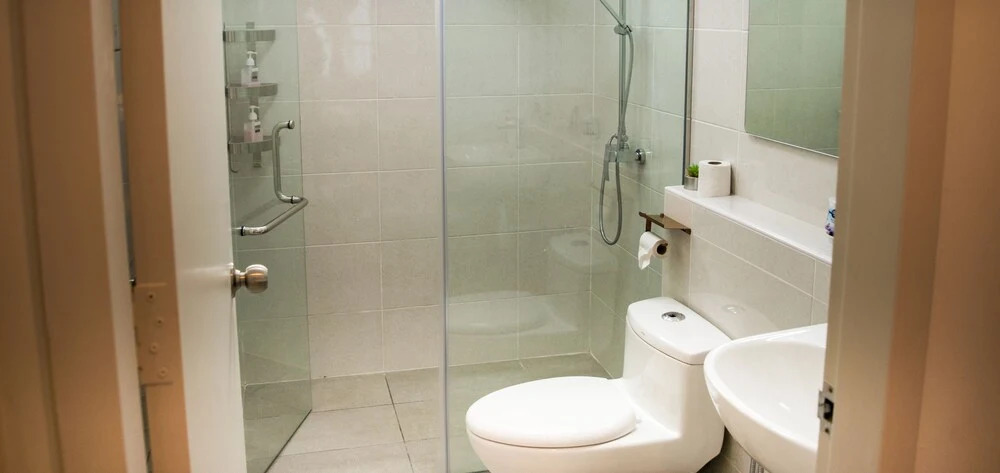 J&J Vacation Home @ Parkland Residences