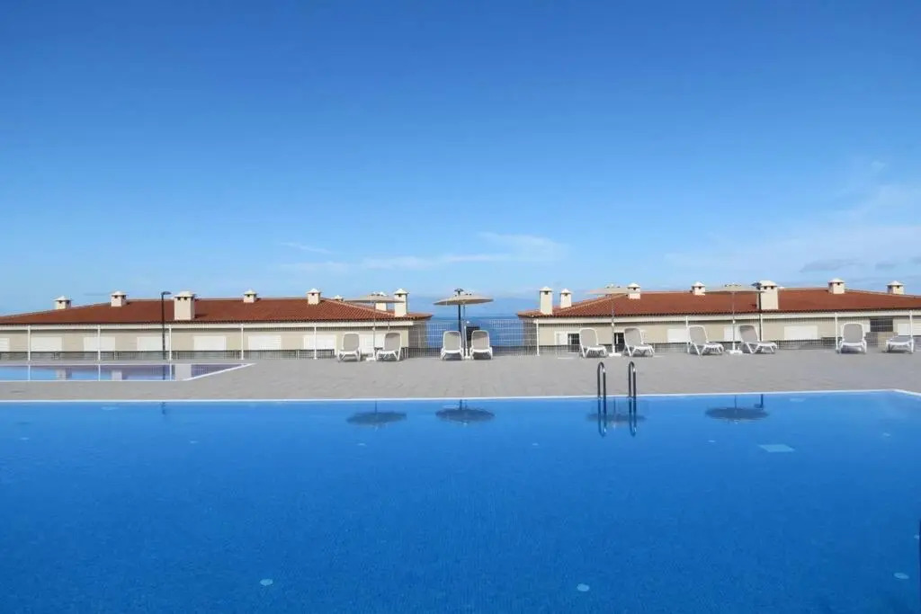 Luxury House with 3 Bedrooms, Sea Wiew and Swimming Pool in a quiet Residence