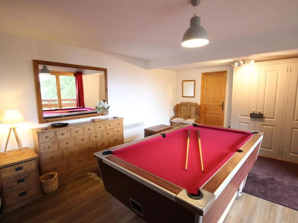 Chalet 5 pièces Vallandry, 12 pers, animaux admis, parking, WiFi - FR-1-411-545