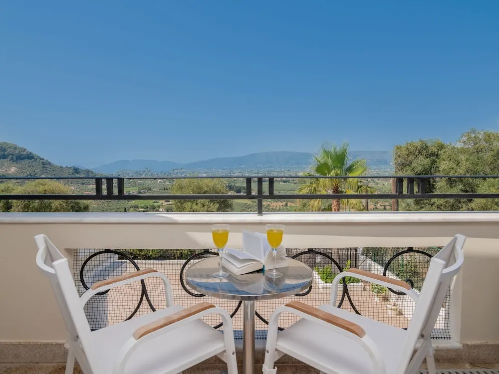 Frido Luxury Villa - 600 Sqm