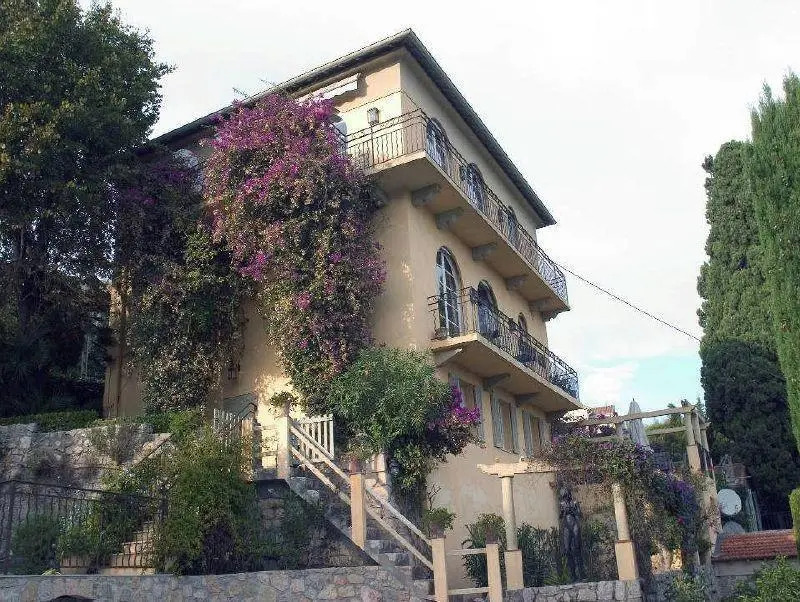 La Colombe
