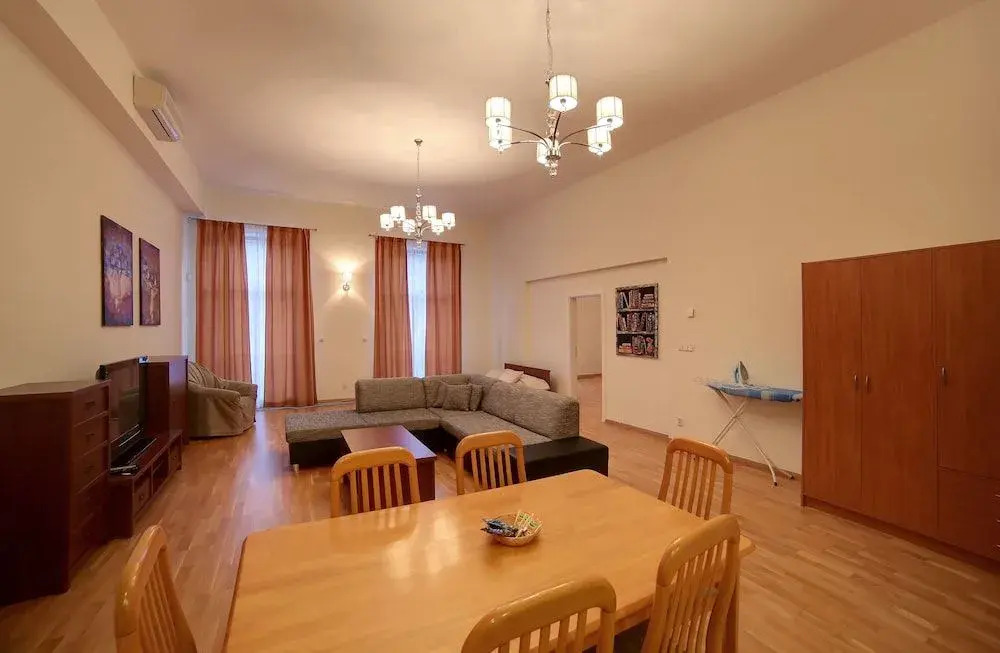 Slunecni Lazne Apartments