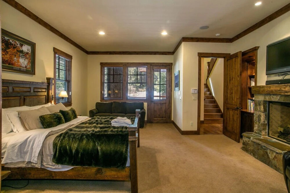 The Lodge at Gray's Crossing by Tahoe Mountain Properties