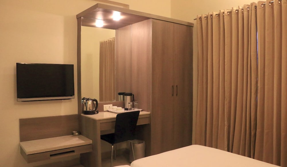 Hotel LandmarK Coimbatore