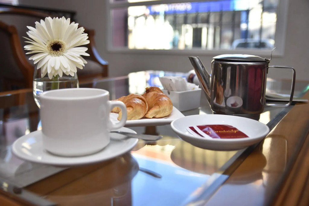 Naindo Park Hotel