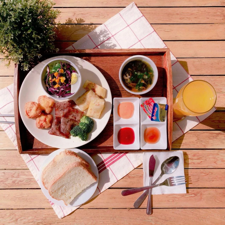 Haku Beach Days Inn