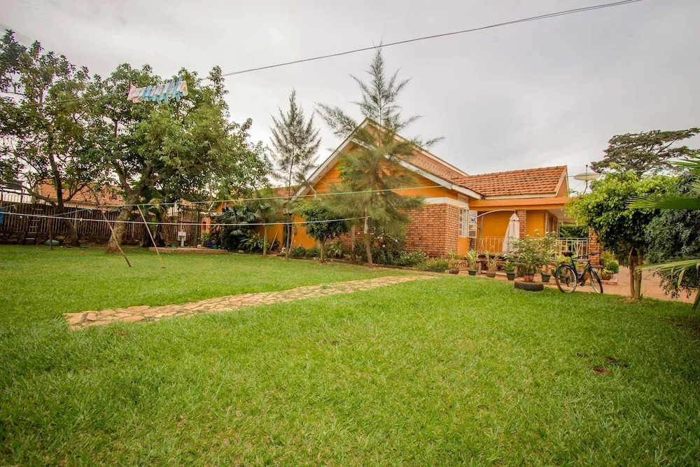Ewaka Guesthouse and Backpackers