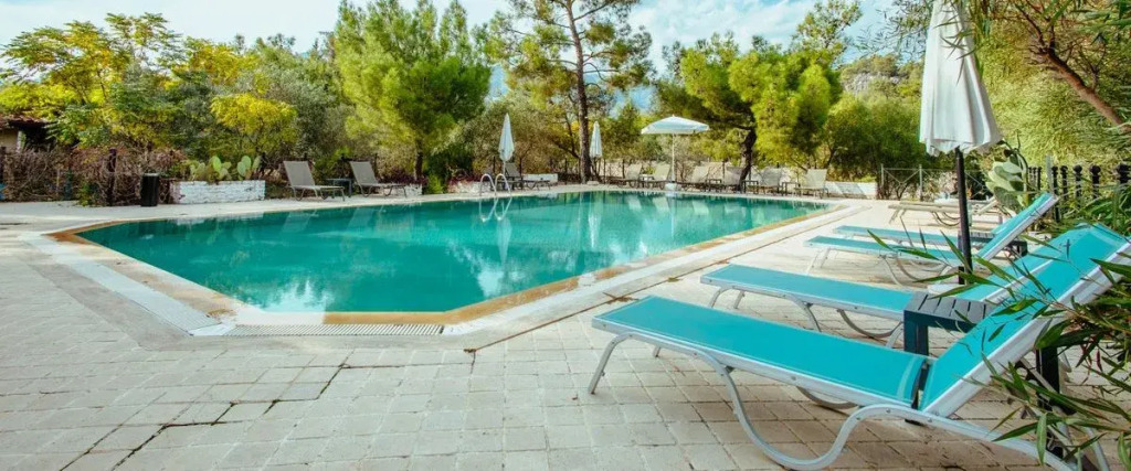 Eski Yeni Tatil Evi Olympos
