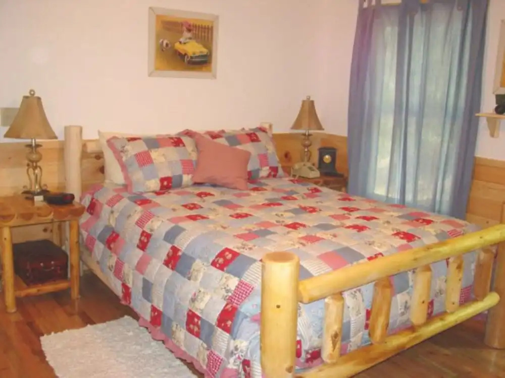 Whispering Oaks - Private Pigeon Forge Getaway,,,Close to Tanger Outlet Shopping cabin