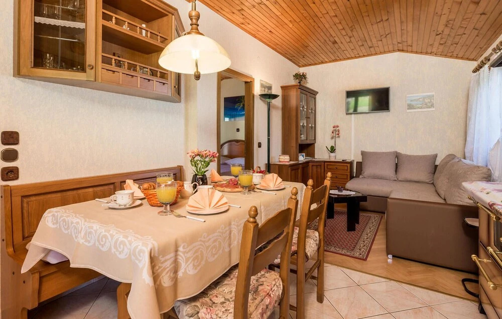 Nice Home in Lovran With Wifi and 1 Bedrooms