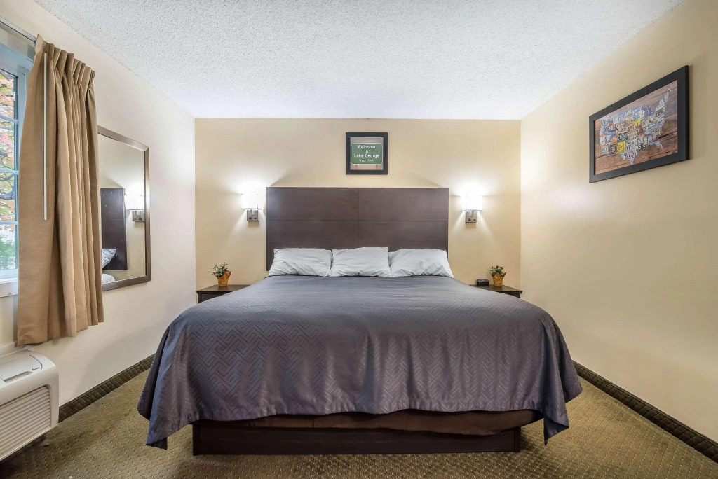 Blue Line Inn Lake George
