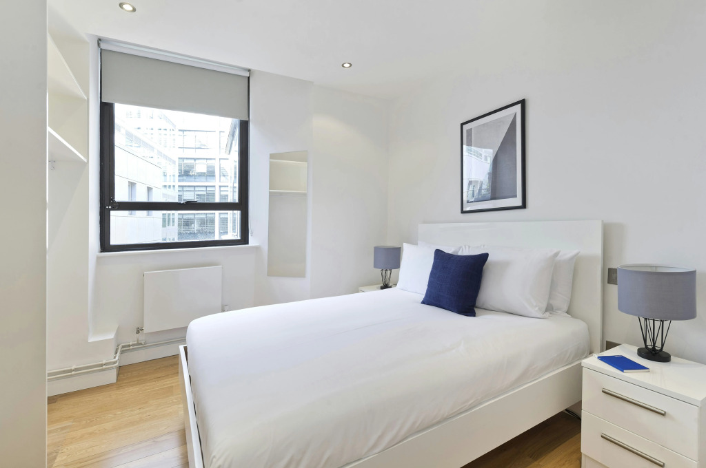 Red Lion Court by City2Stay