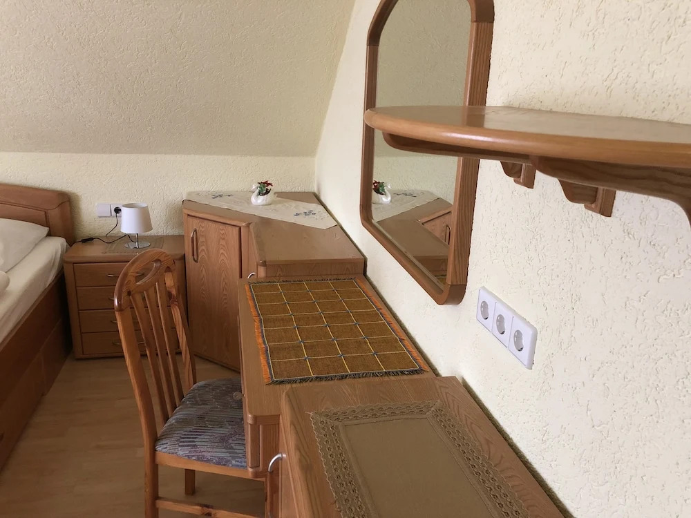 W-Apartments - Spacious Parking, EV-Station, Washer & Private Garden