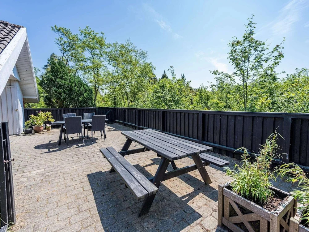 6 Person Holiday Home in Norre Nebel