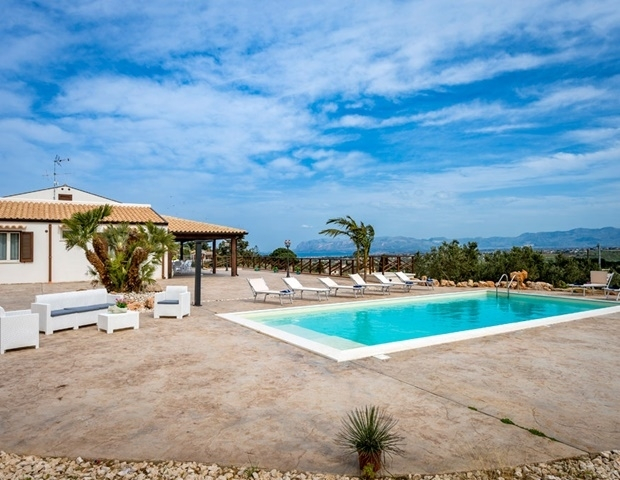 Villa Mare E Monti