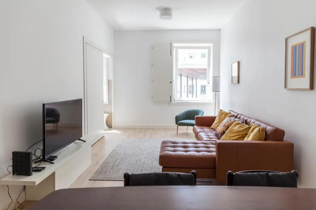 Classy 2BDR Apartment in Downtown by LovelyStay