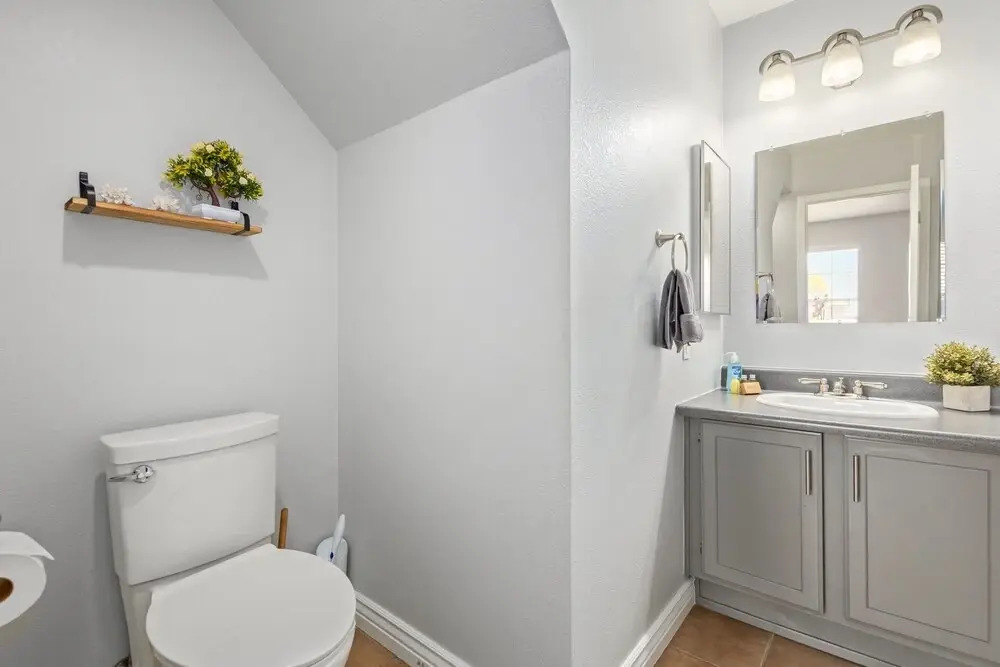 Hartford #1152 Chandler 3 Bedroom Townhouse by RedAwning