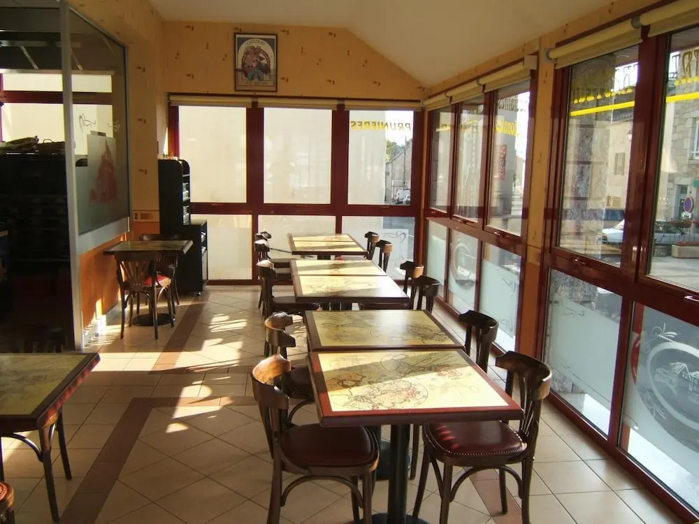 Hôtel Restaurant Prunières