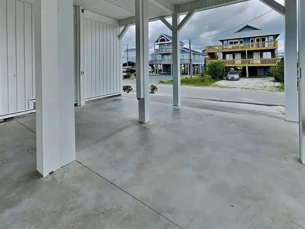 Turtle Paradise by Topsail Realty