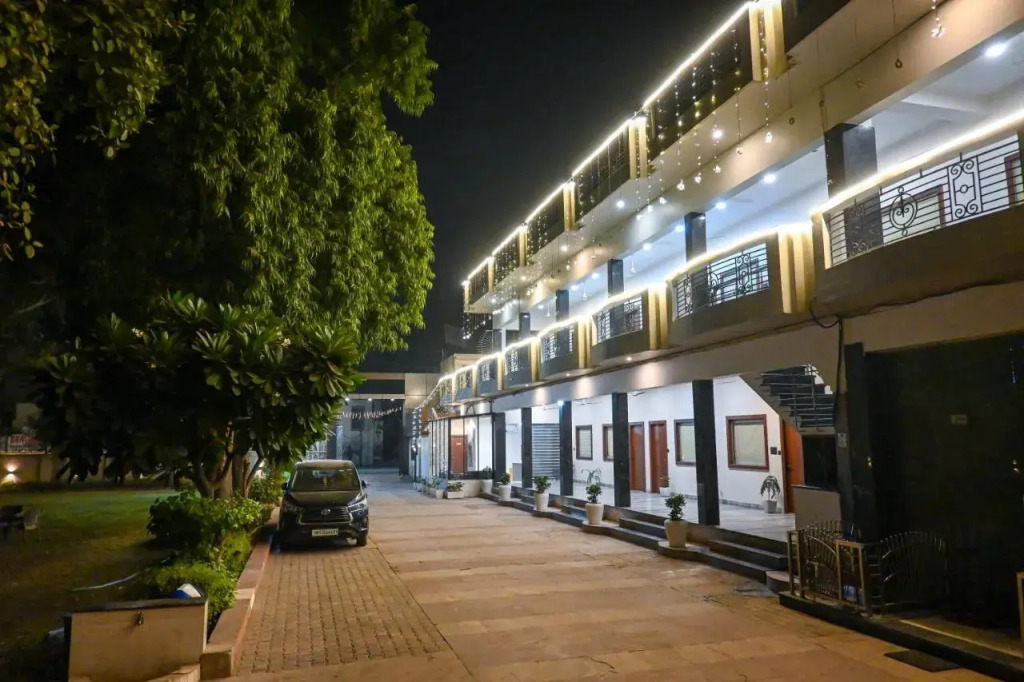 Hotel Kedar Dham