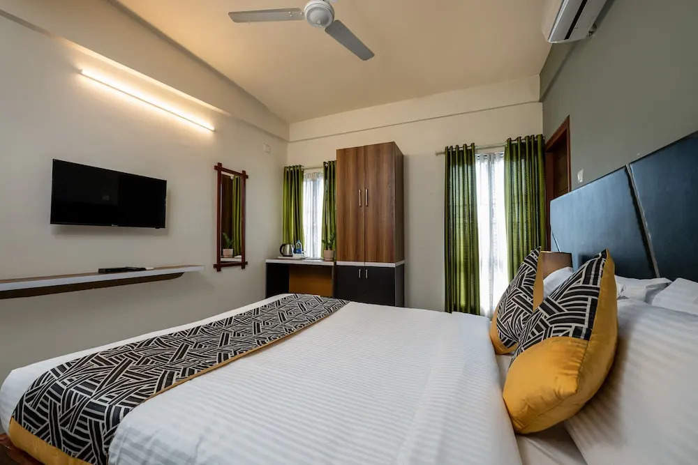 CJ GRANDE by Jesway Hotels & Resorts