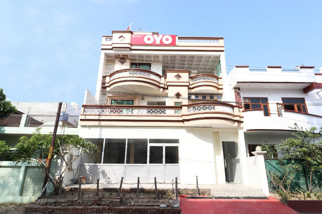OYO 28356 Krishna Inn
