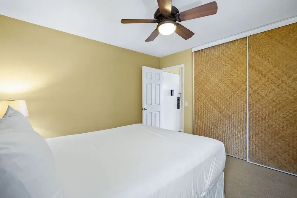Maui Vista 1-308 - Steps From the Beach, Renovated, Ocean Views, New Windows, AC