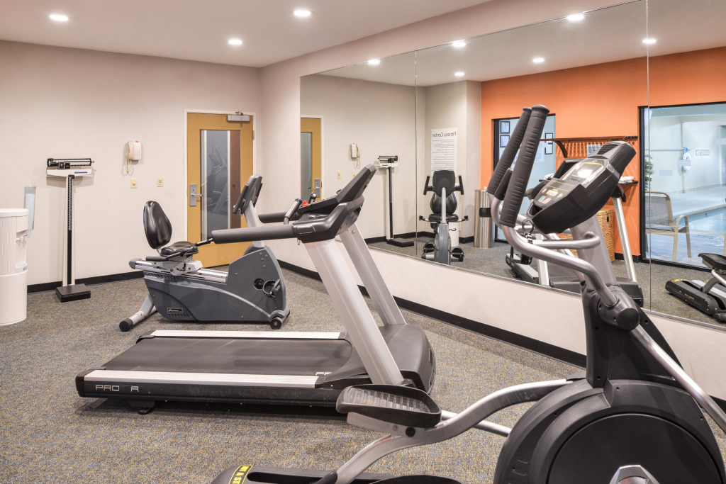 Holiday Inn Express Hotel & Suites Clifton Park by IHG