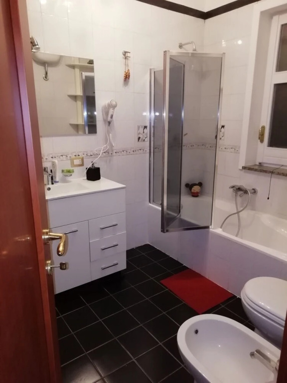 Fitta Chambre Mavì